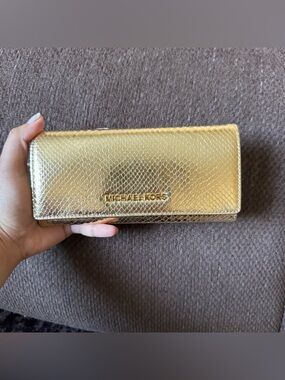 MICHAEL KORS Carnival Snakeskin Pale Gold Embossed Leather Trifold Wallet NWT